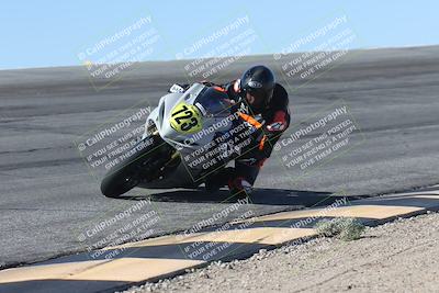 media/Oct-13-2025-Moto Forza (Mon) [[a66d839500]]/2-A Group/Session 2 (Bowl)/